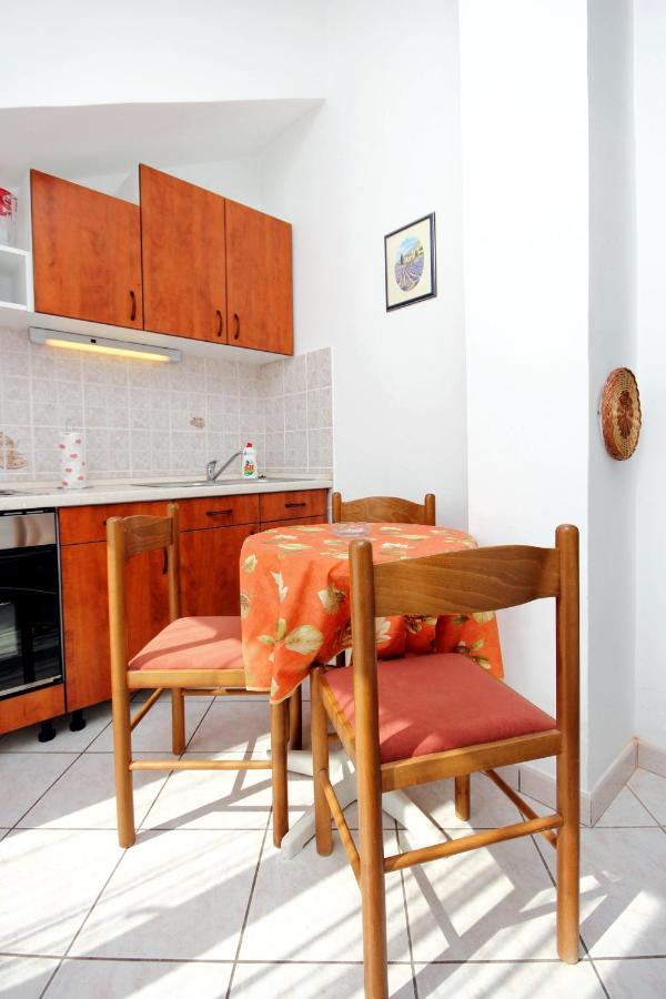 Apartments By The Sea Sevid, Trogir - 9468 Kültér fotó